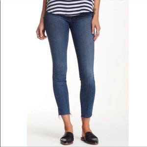 Mother the looker ankle fray, ride a dark horse.